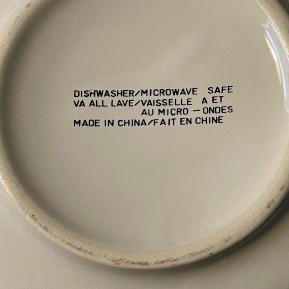 Campbell’s Soup Handled Soup Bowl Skiers - Picture 7 of 10